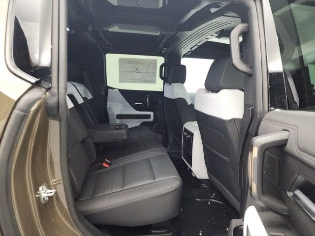 New 2025 GMC Hummer EV 2X AWD/4WD image 24