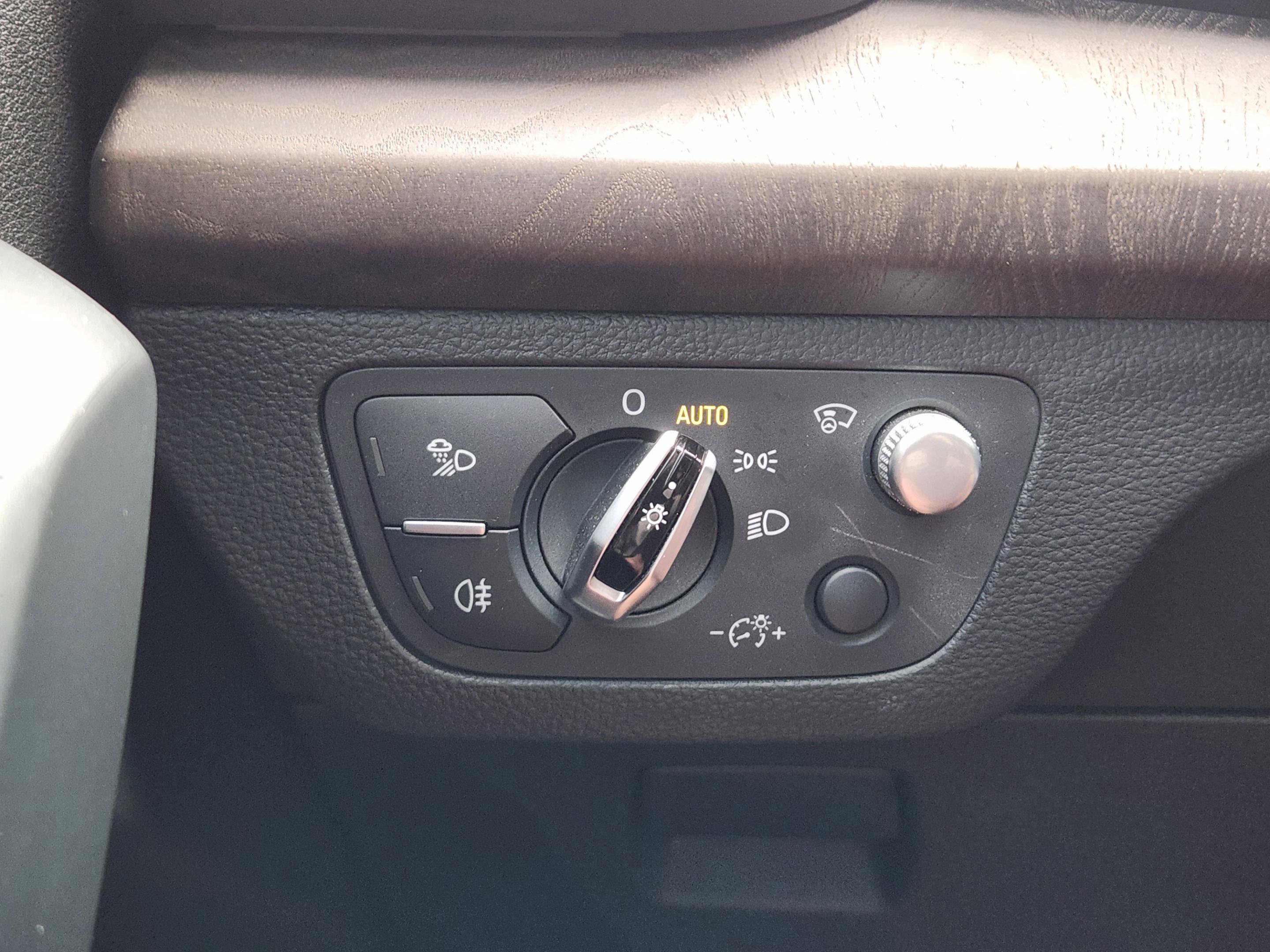 Used 2018 Audi Q5 Prestige image 17