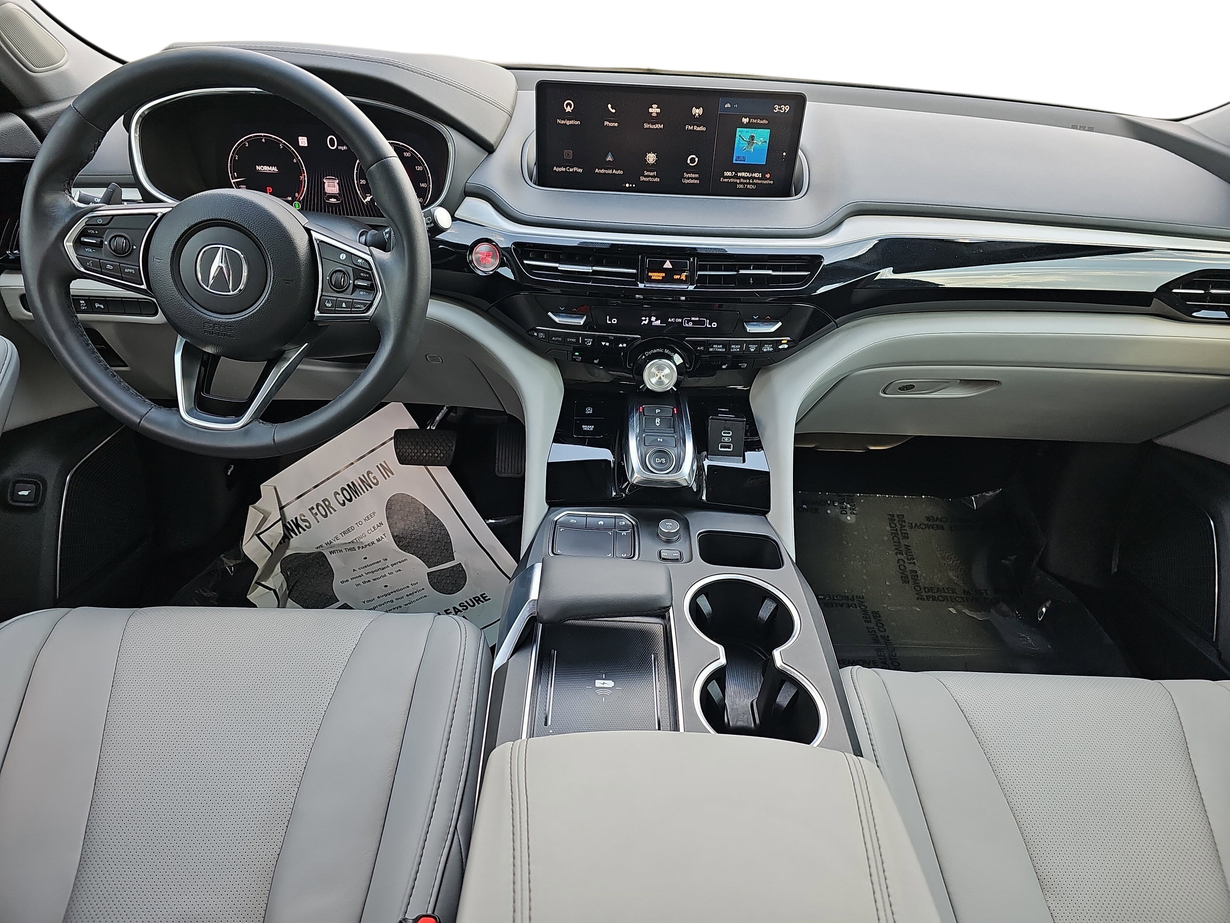 Used 2024 Acura MDX SH-AWD w/ Technology Package image 9