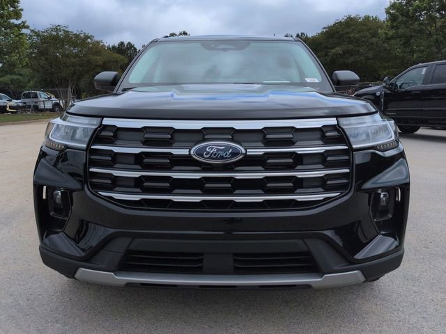 Certified 2025 Ford Explorer Active w/ Active Comfort Package RWD image 9