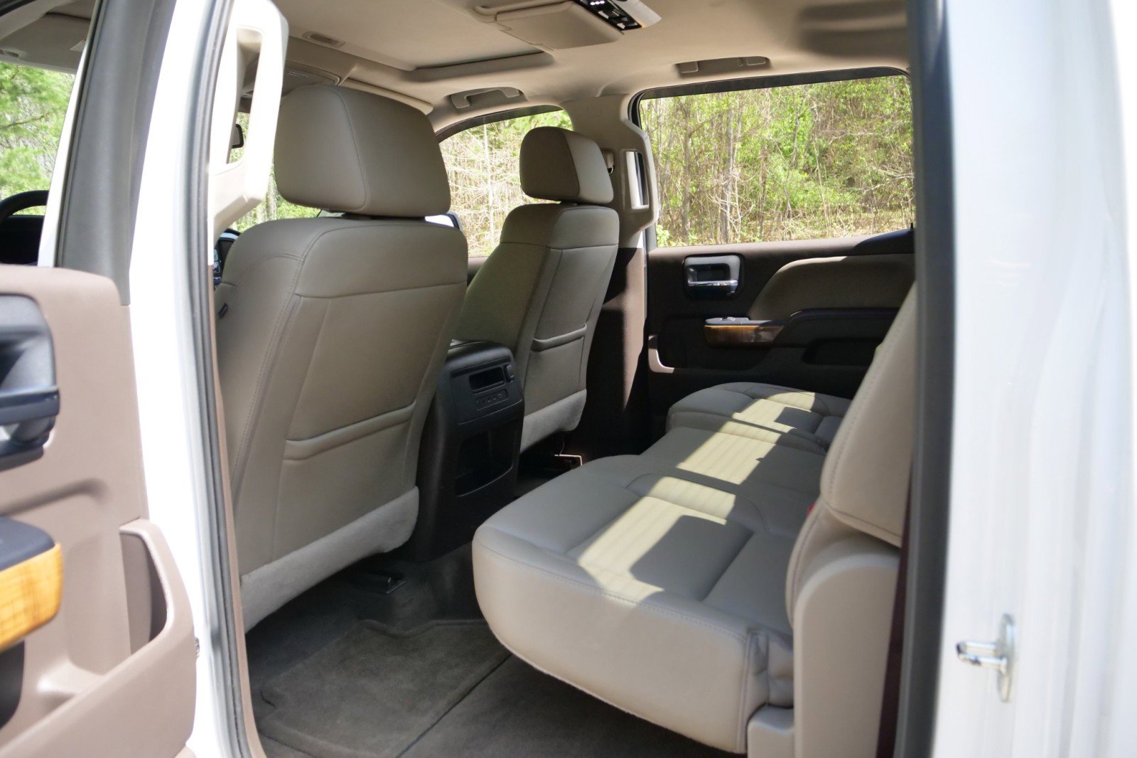 Used 2017 GMC Sierra 1500 SLT image 29