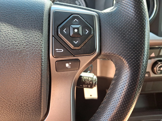 Used 2017 Toyota Tacoma SR5 AWD/4WD image 21