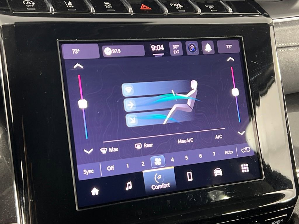 Used 2023 Jeep Grand Cherokee Laredo image 33