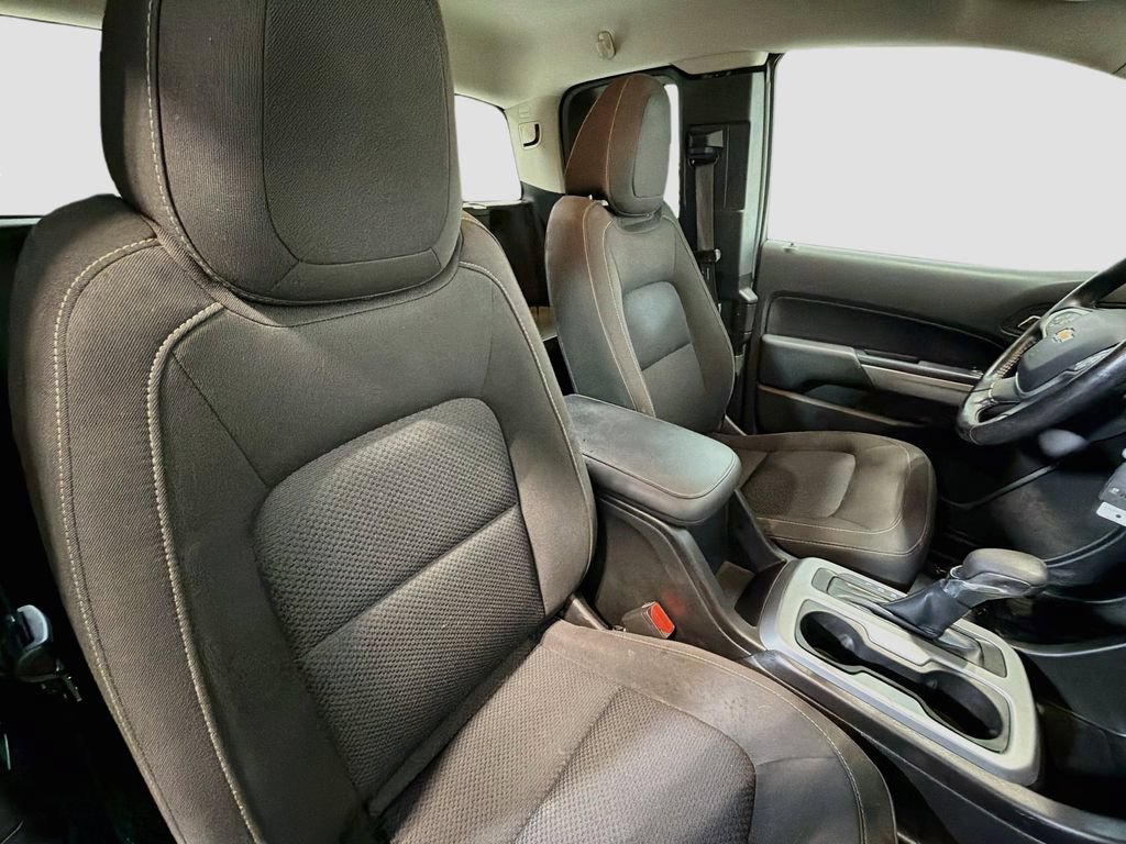 Used 2022 Chevrolet Colorado LT w/ Fleet Safety Package RWD image 21