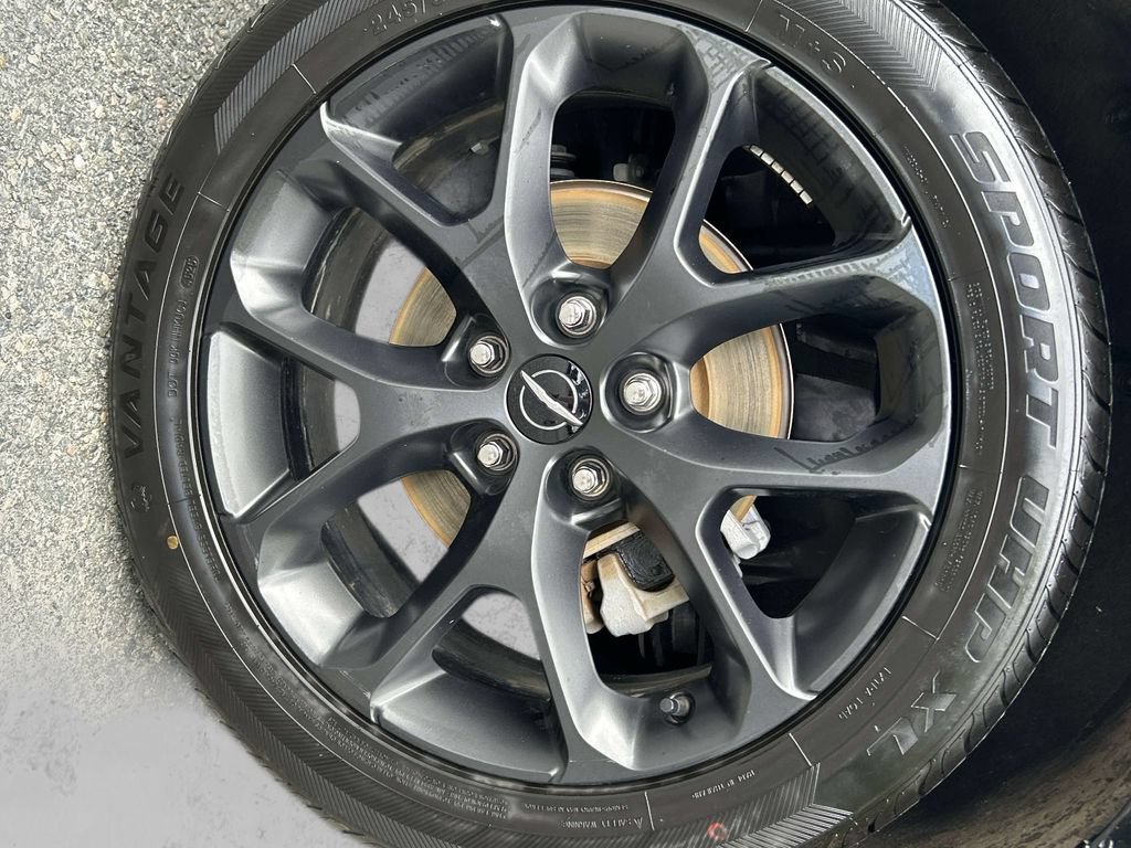 Used 2025 Chrysler Pacifica Limited FWD image 30