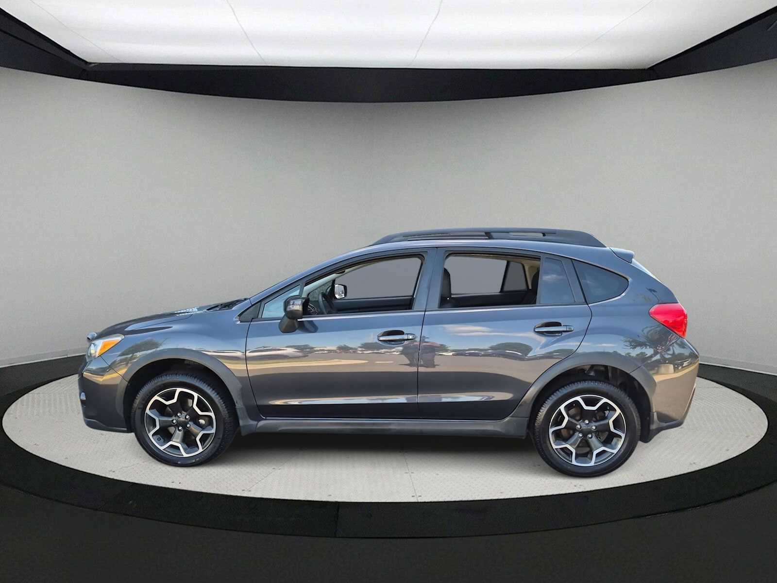 Used 2015 Subaru Crosstrek 2.0i Limited w/ Popular Package #2 AWD/4WD image 5