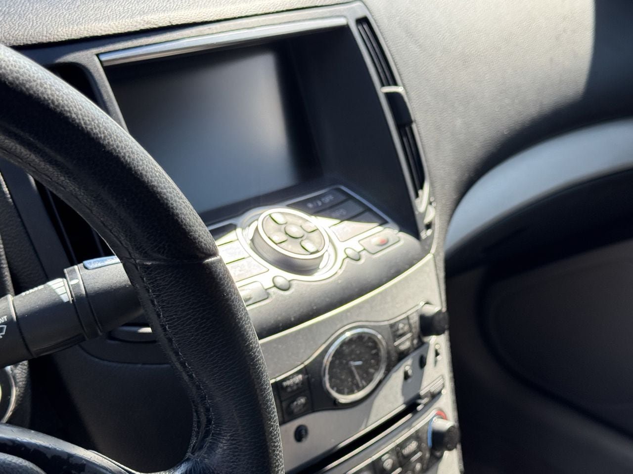 Used 2009 INFINITI G37 Journey RWD image 11