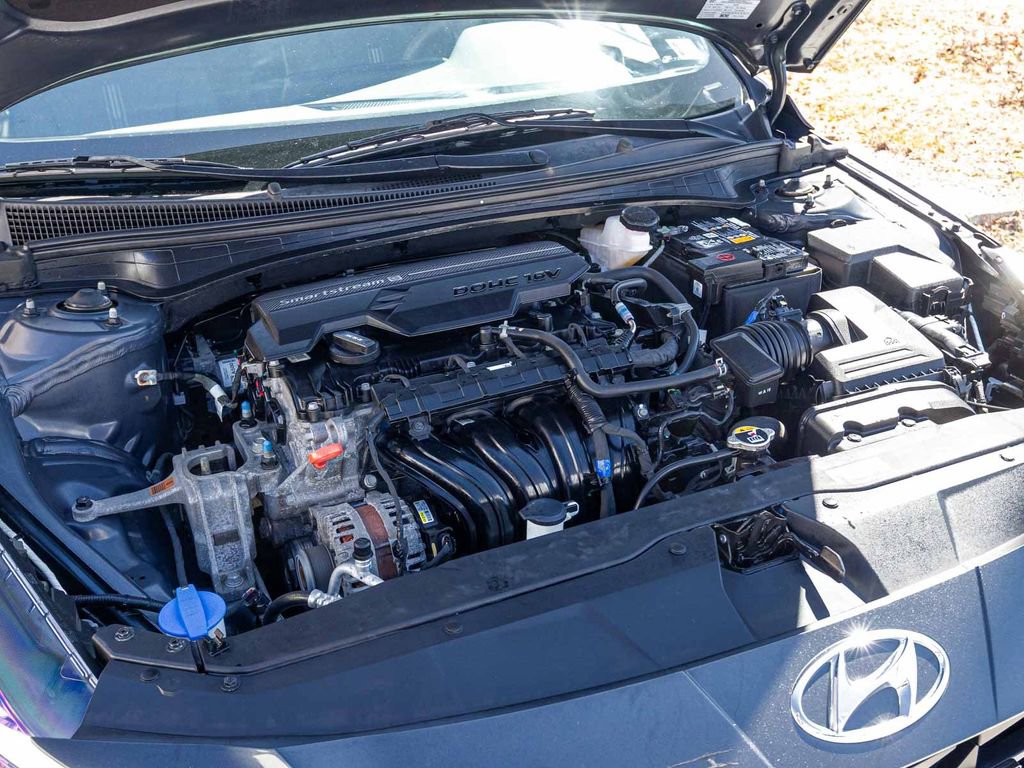 Used 2023 Hyundai Elantra SEL w/ Cargo Package image 33