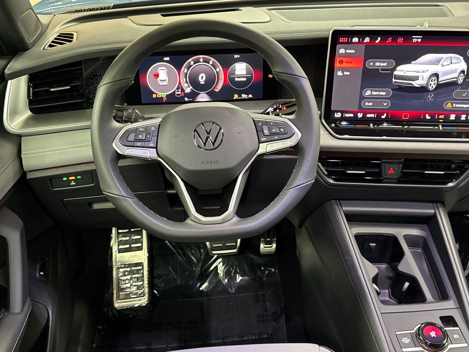 New 2026 Volkswagen Tiguan SE R-Line AWD/4WD image 13