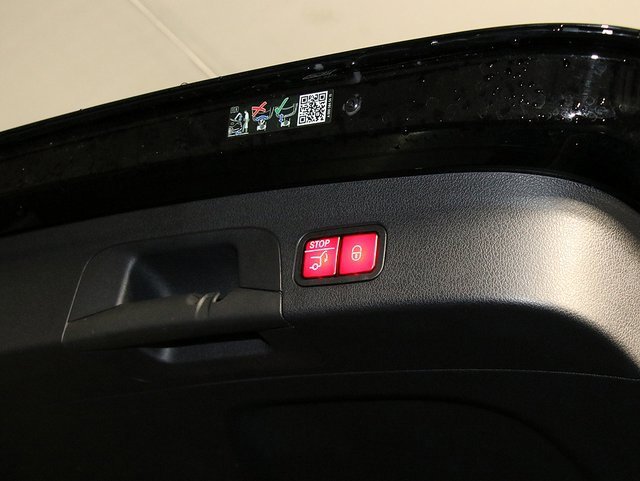 Used 2022 Mercedes-Benz GLE 350 4MATIC image 33