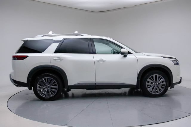 Used 2023 Nissan Pathfinder SL w/ SL Premium Package AWD/4WD image 11