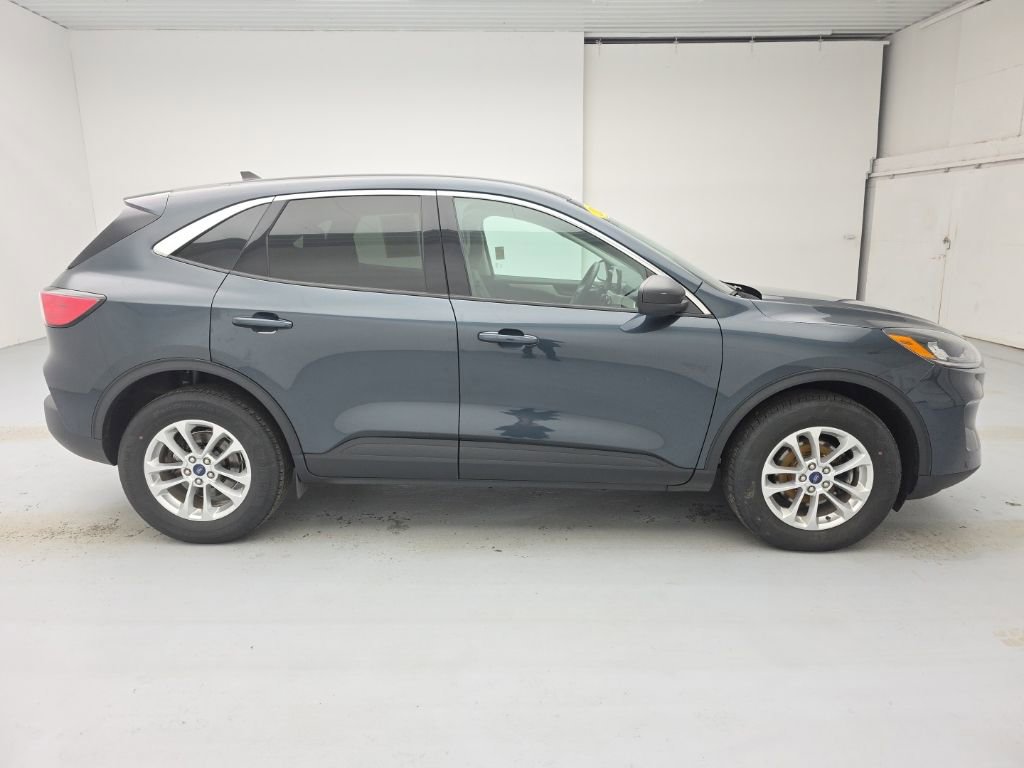 Used 2022 Ford Escape SE w/ Convenience Package image 9