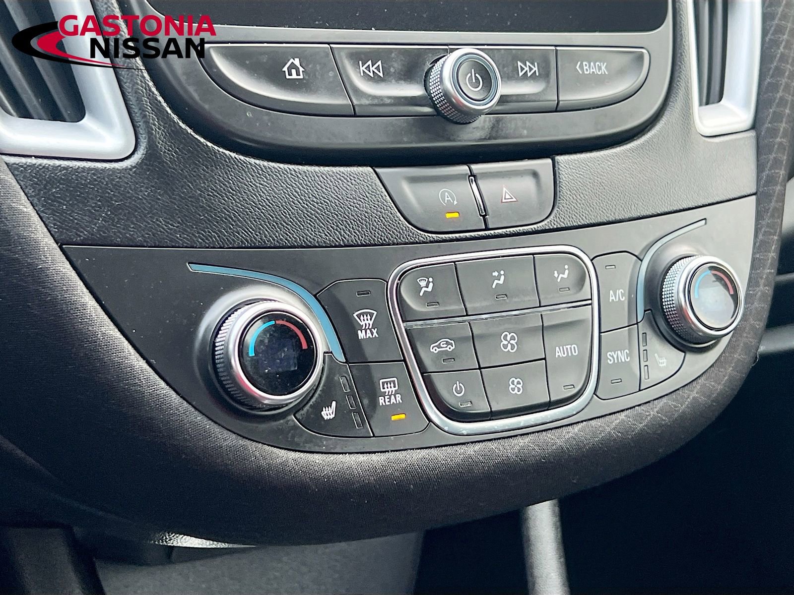 Used 2023 Chevrolet Malibu LT w/ Driver Confidence Package image 21