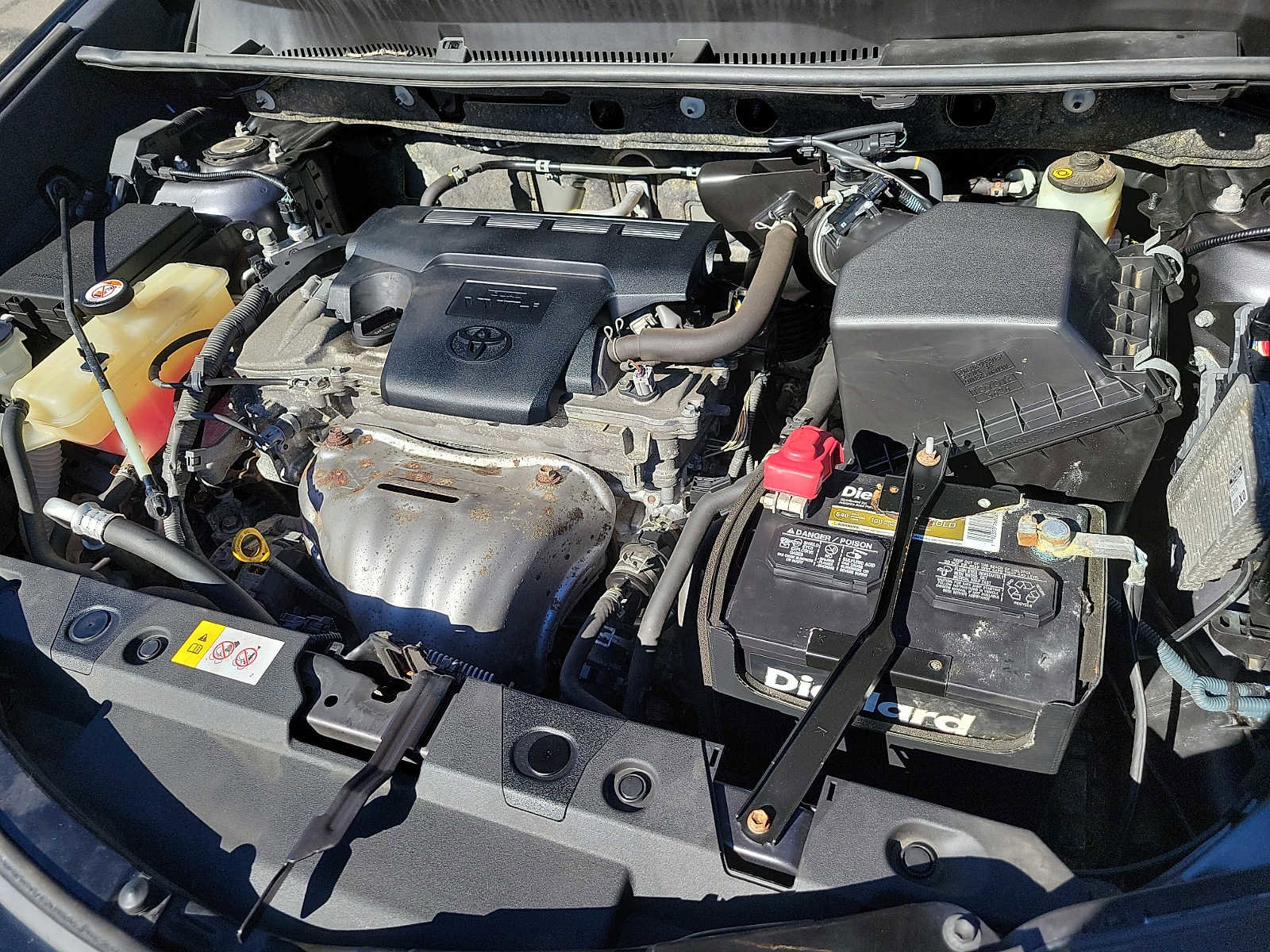 Used 2017 Toyota RAV4 SE image 28