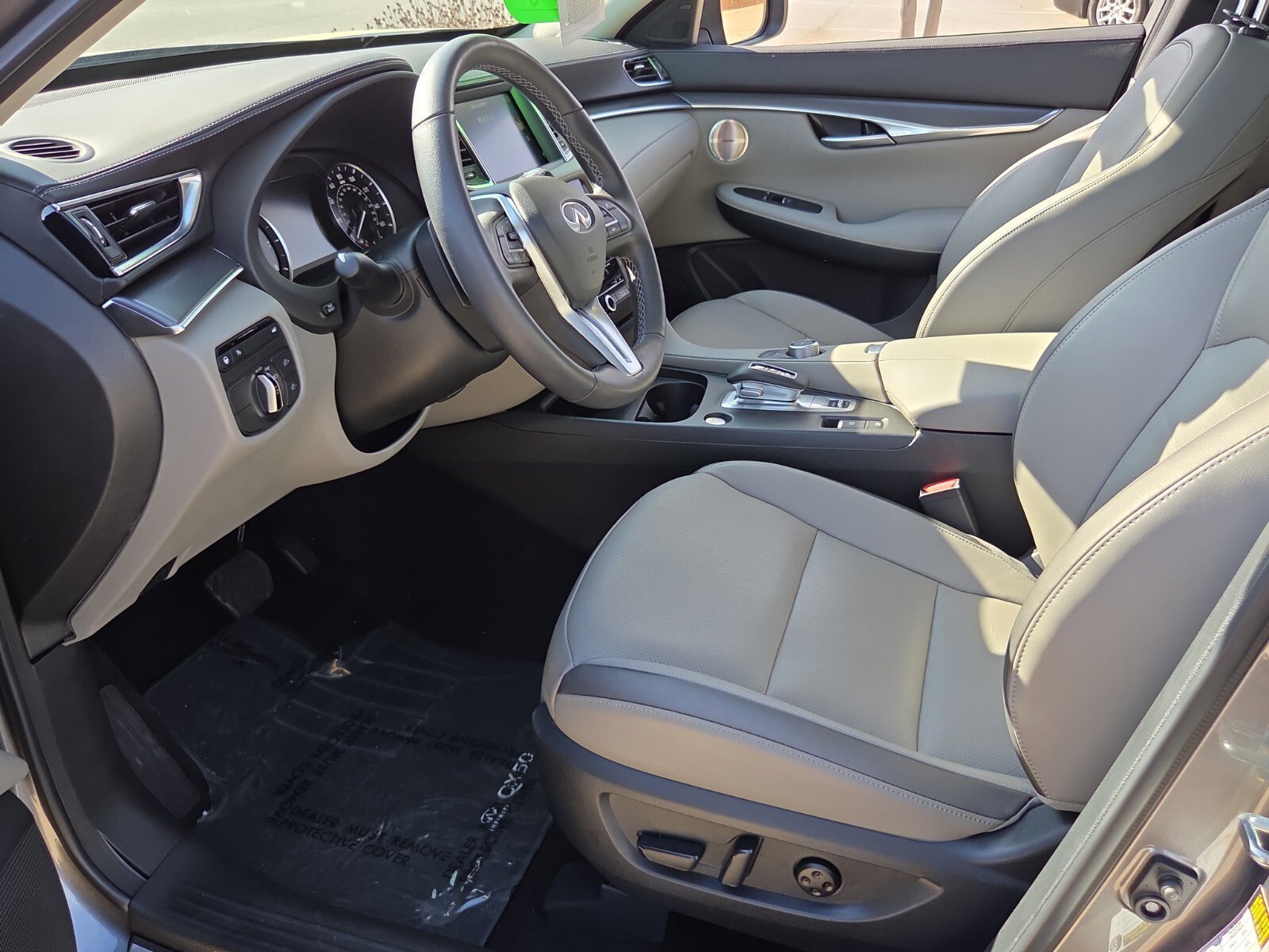 Certified 2023 INFINITI QX50 Luxe image 12