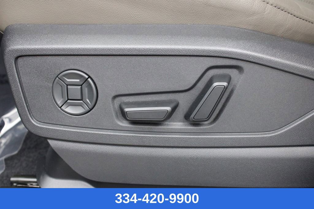 New 2025 Audi Q5 Premium image 18