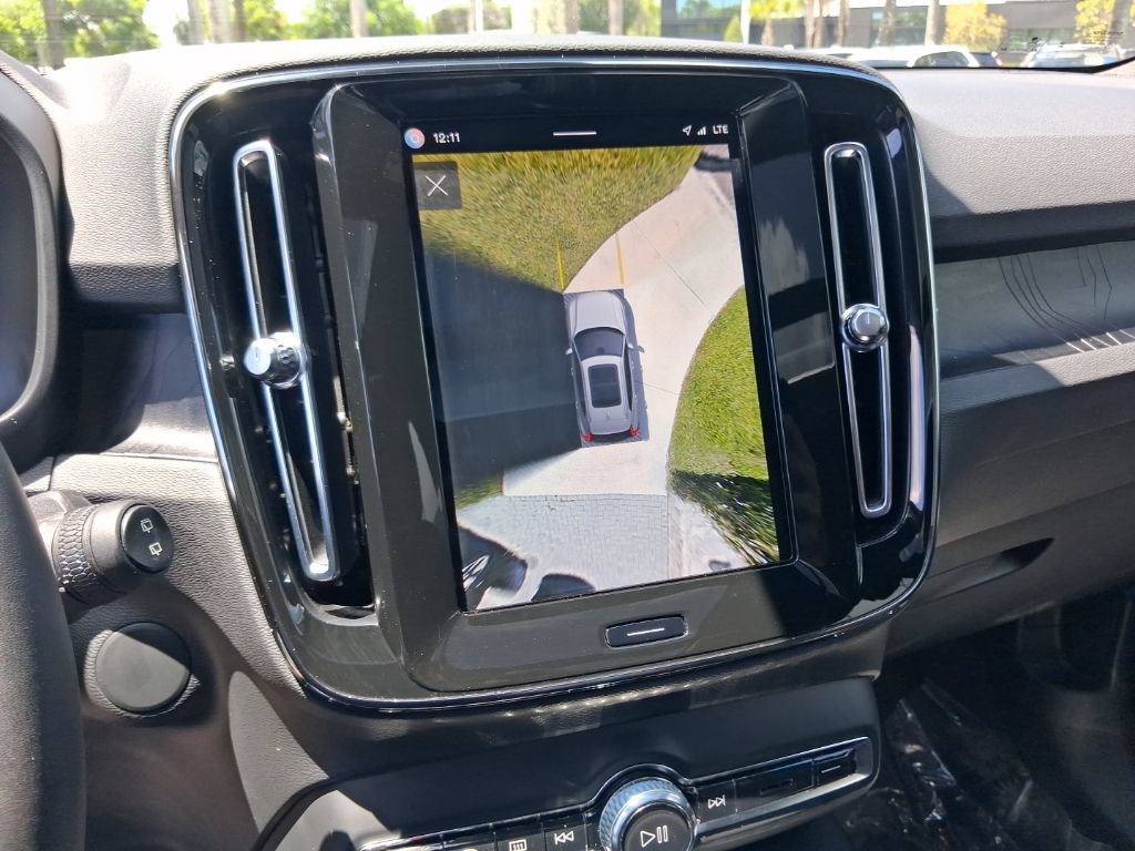 Certified 2023 Volvo XC40 Recharge Plus AWD/4WD image 21