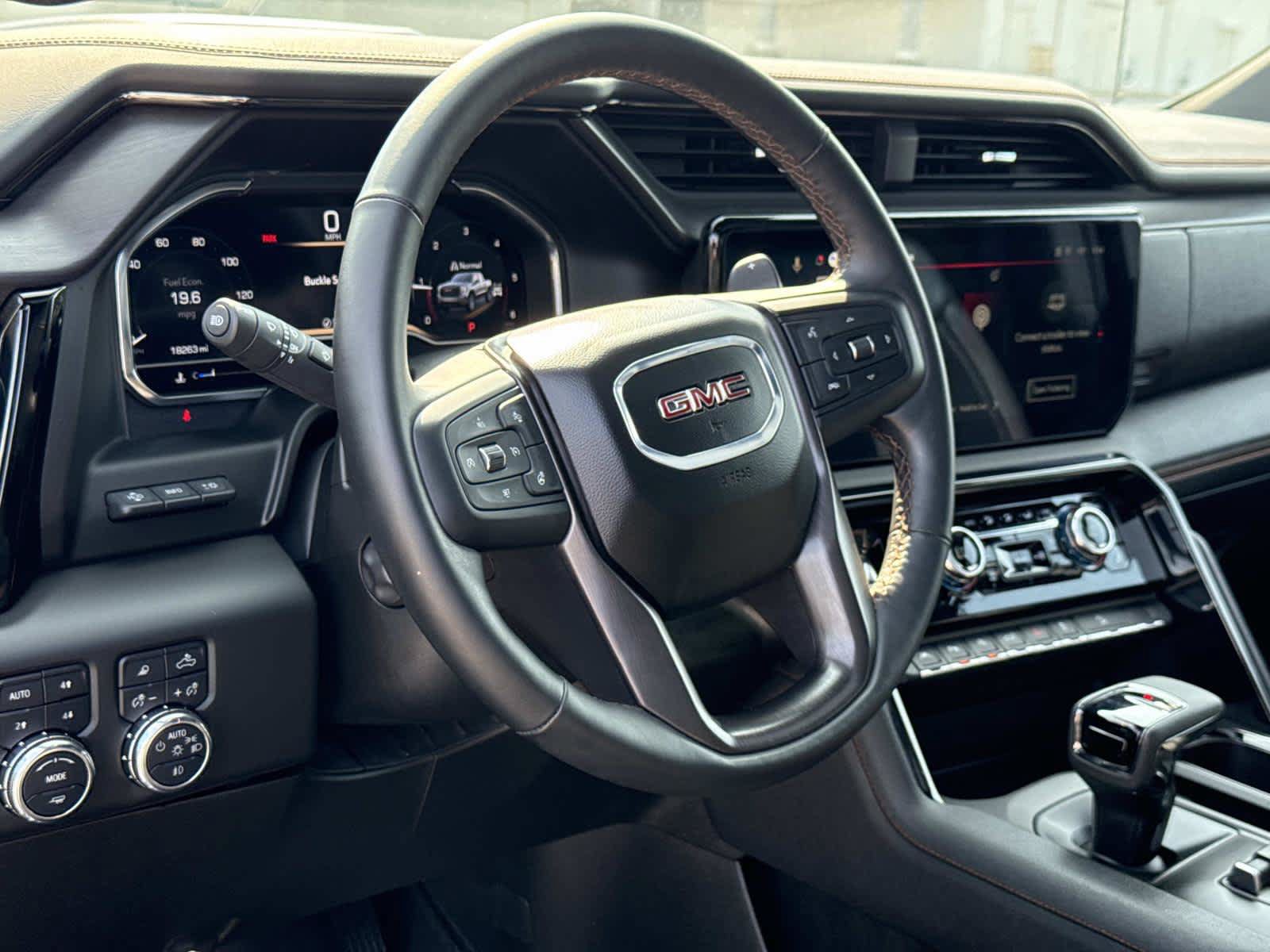 Used 2025 GMC Sierra 1500 AT4 w/ AT4 Premium Package AWD/4WD image 2
