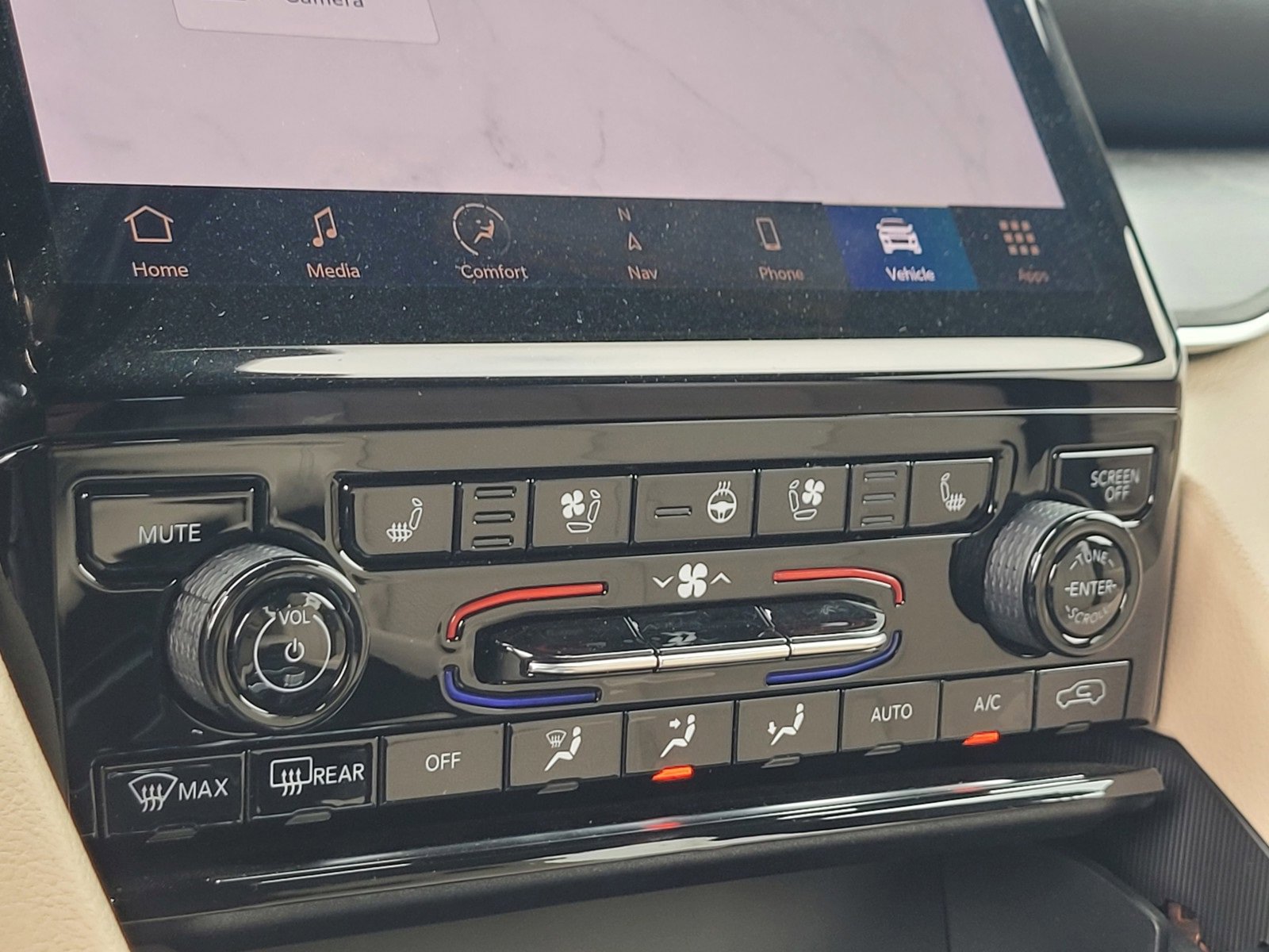 New 2025 Jeep Grand Cherokee Limited w/ Luxury Tech Group II image 19