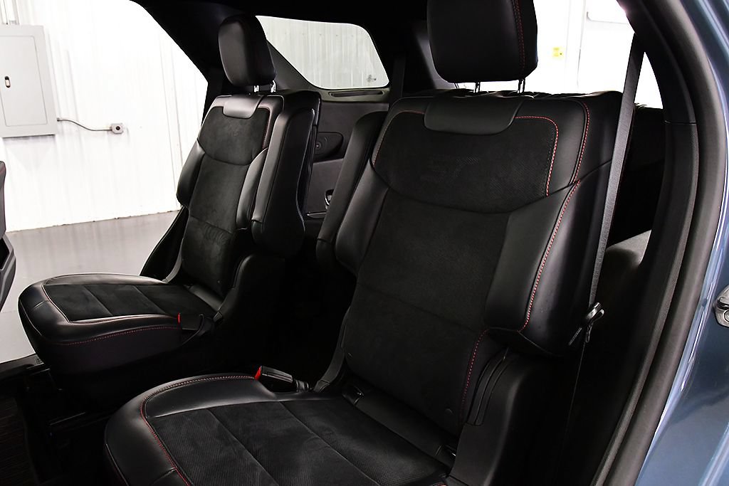 Used 2025 Ford Explorer ST AWD/4WD image 27