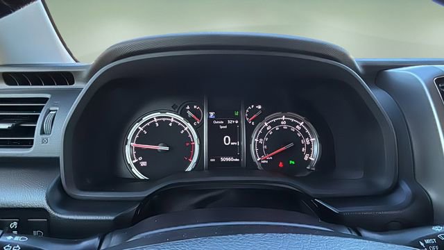 Used 2022 Toyota 4Runner Limited image 15