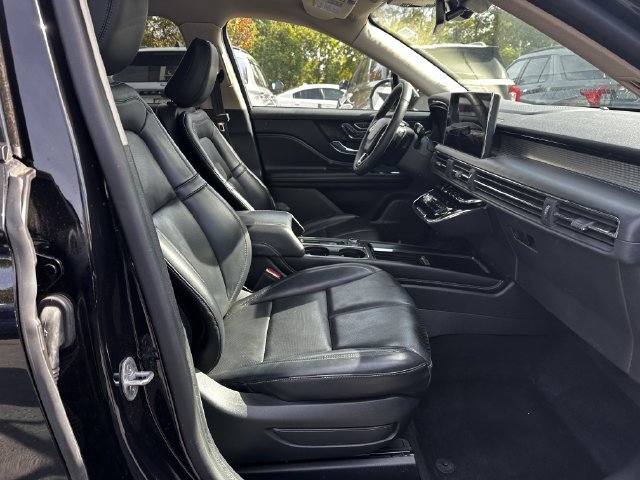 Certified 2024 Lincoln Corsair AWD w/ Equipment Group 101A image 34