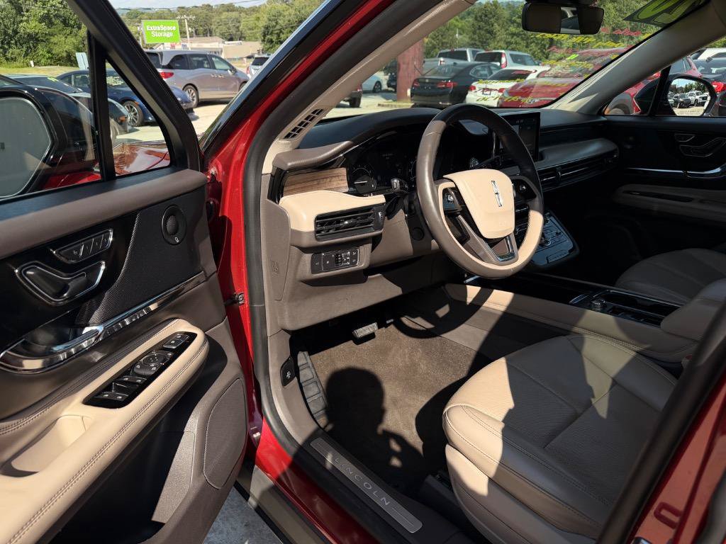 Used 2020 Lincoln Corsair Reserve w/ Equipment Group 201A AWD/4WD image 5