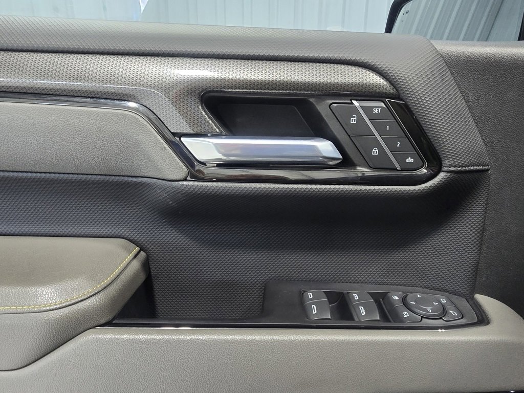 Used 2022 Chevrolet Silverado 1500 ZR2 w/ Technology Package image 13