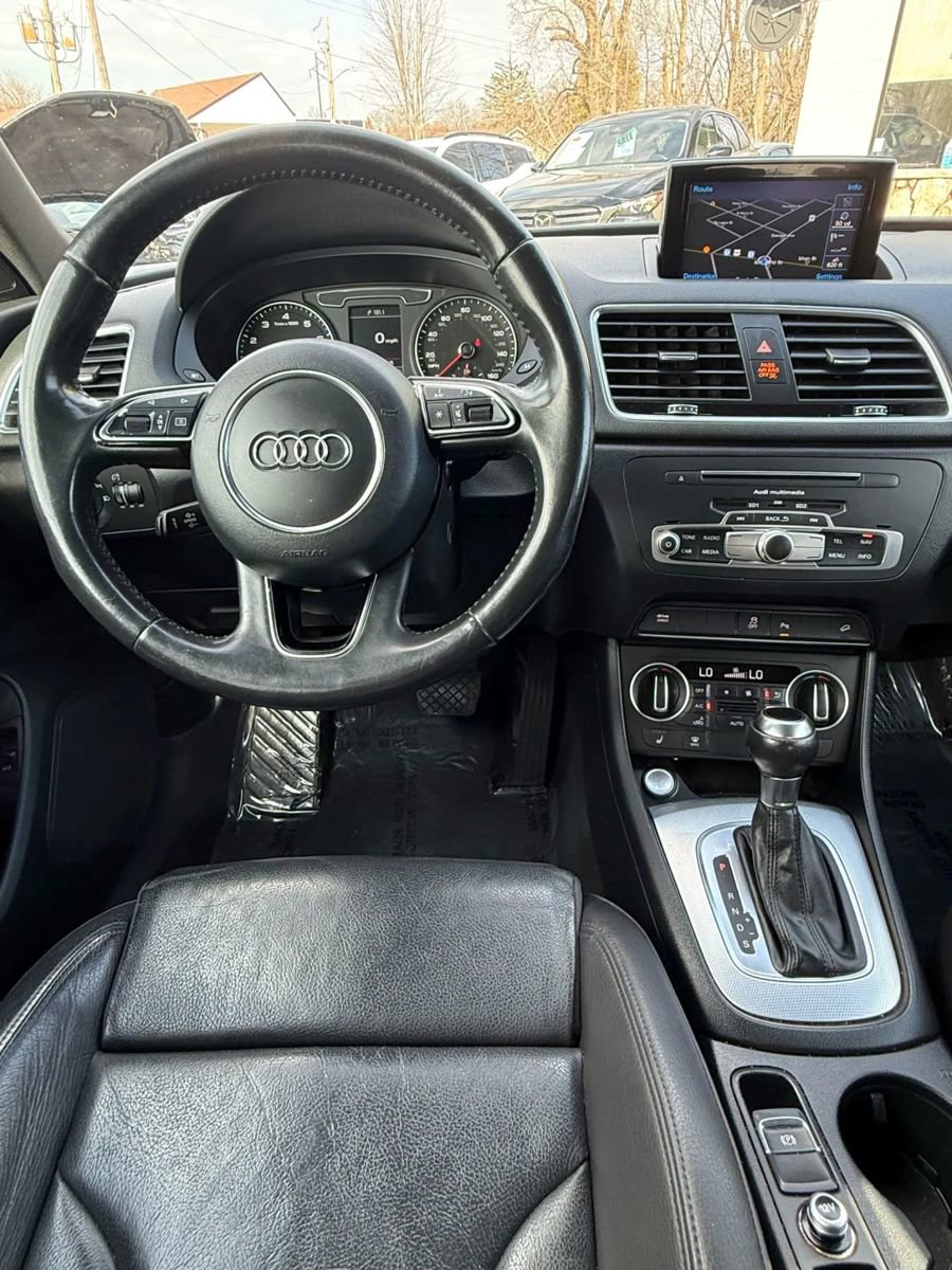 Used 2017 Volkswagen Tiguan SEL image 33