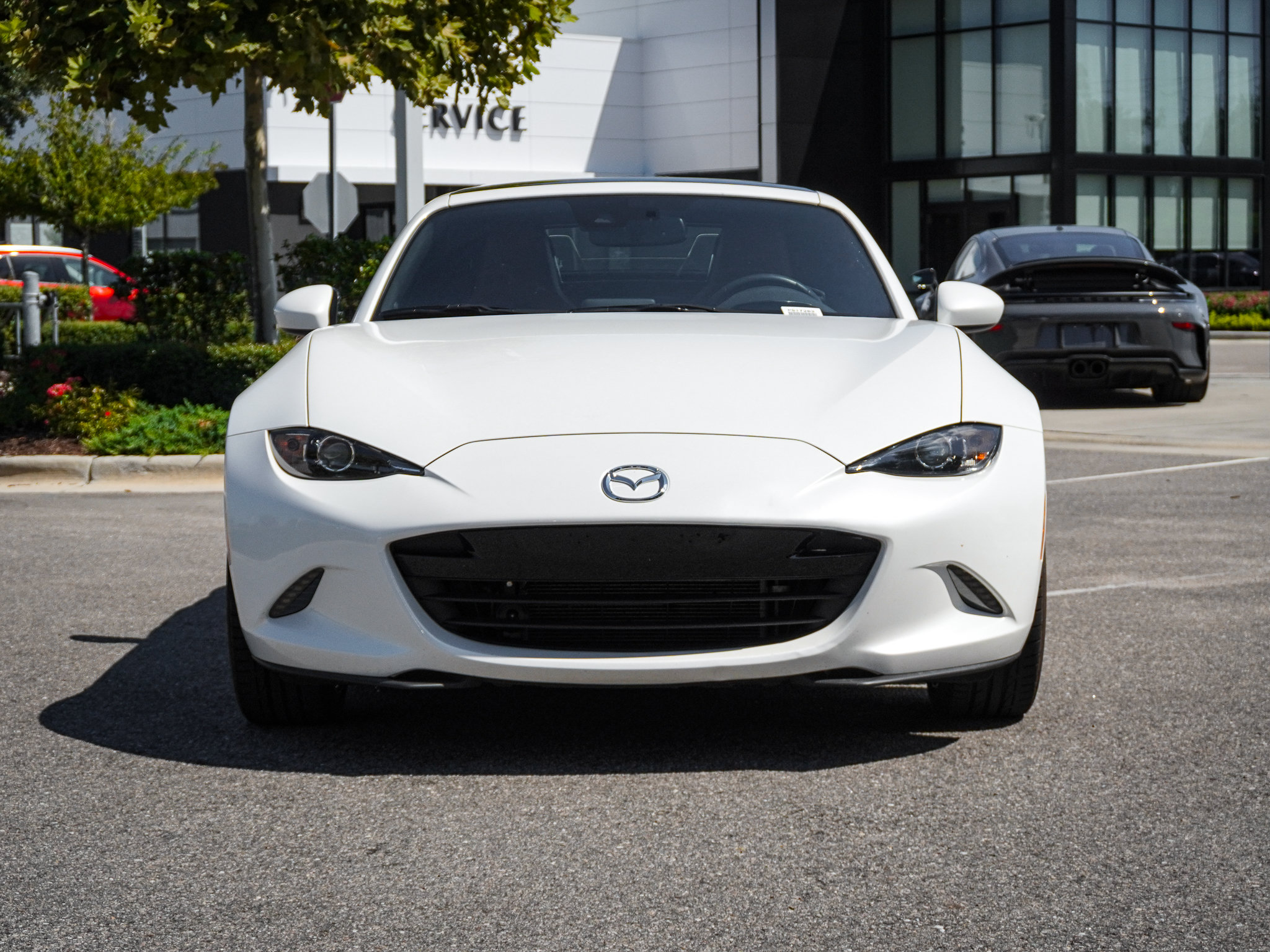 Used 2022 MAZDA MX-5 Miata RF Grand Touring RWD image 5