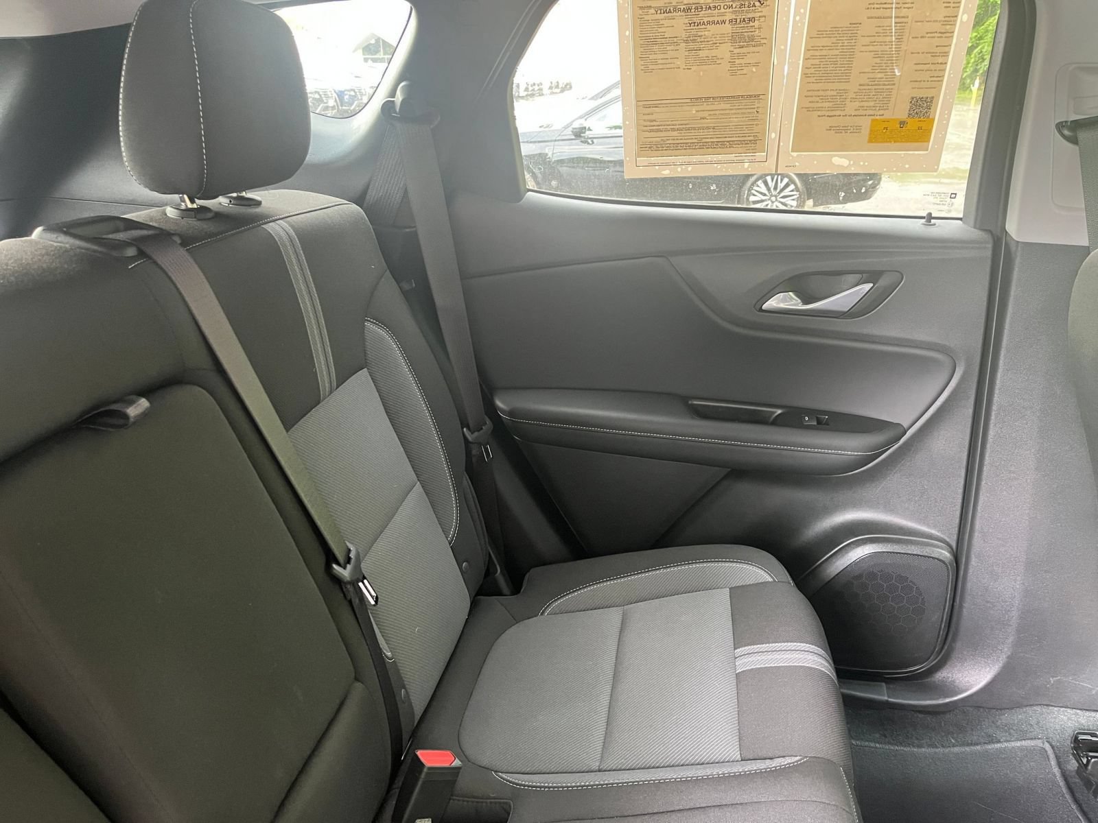 Used 2025 Chevrolet Blazer LT FWD image 38