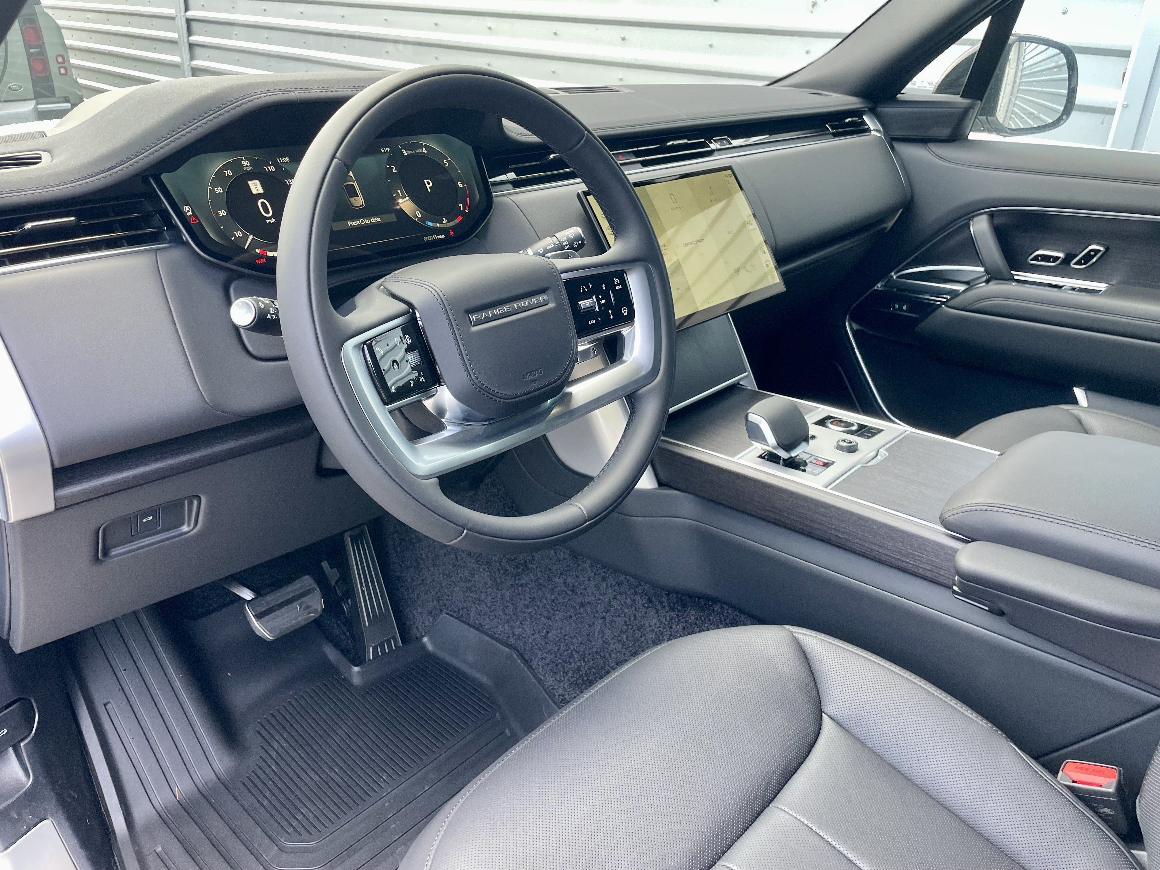 New 2027 Land Rover Range Rover SE AWD/4WD image 13