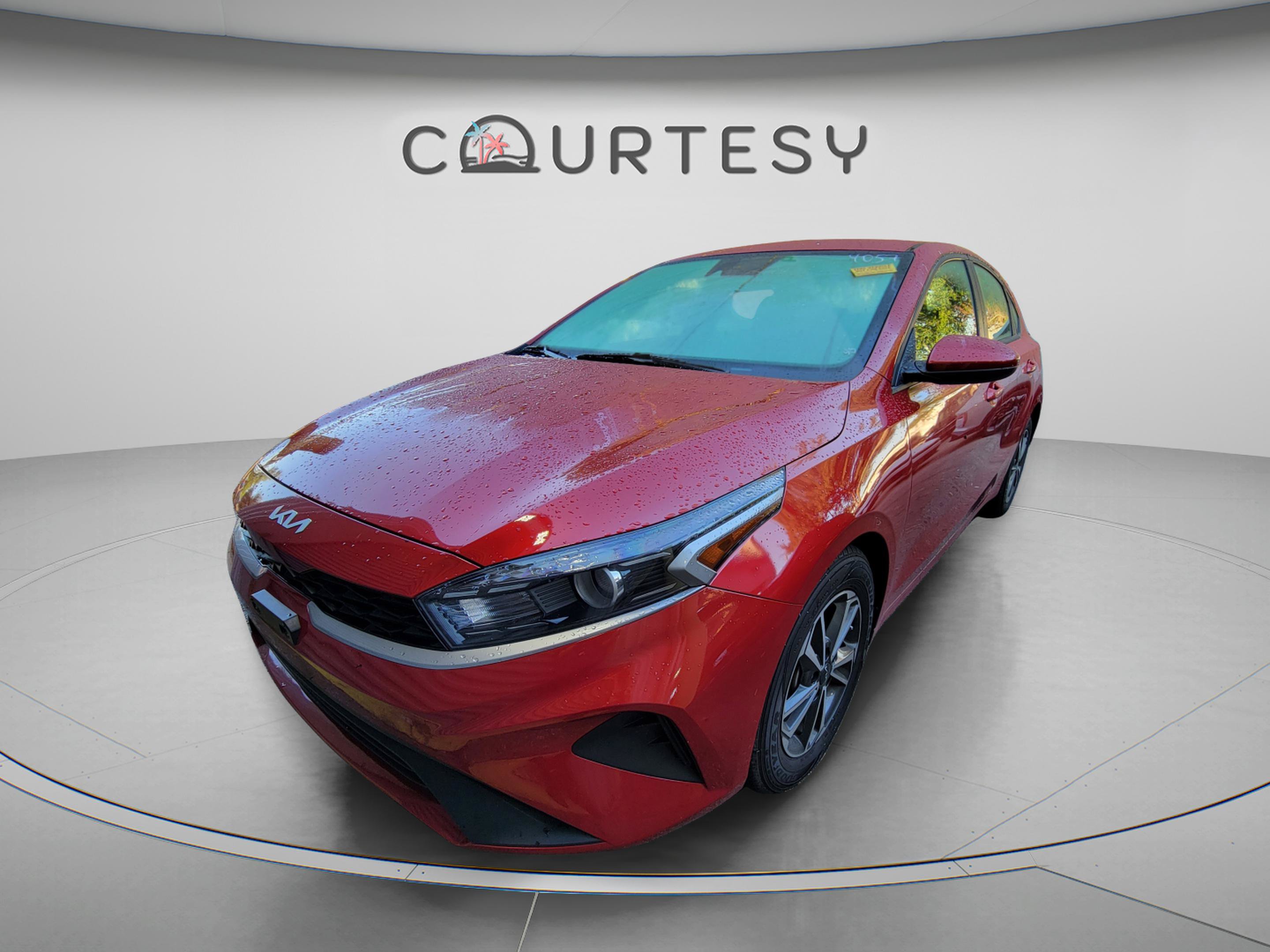 Certified 2024 Kia Forte LXS FWD image 3
