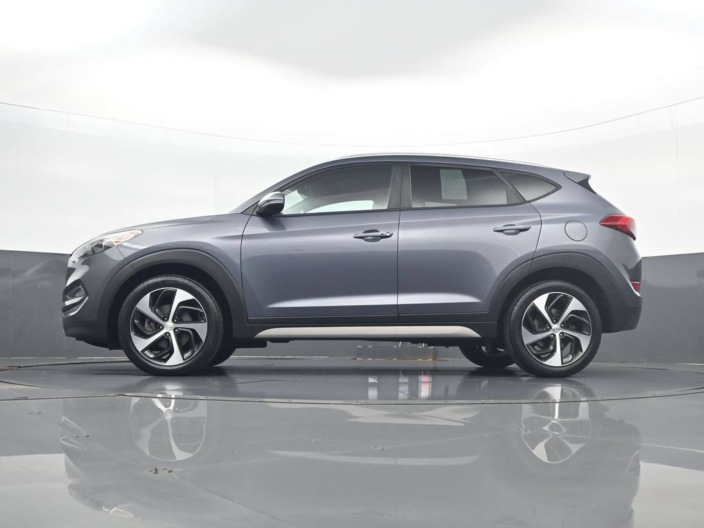 Used 2018 Hyundai Tucson Sport w/ Cargo Package FWD image 29