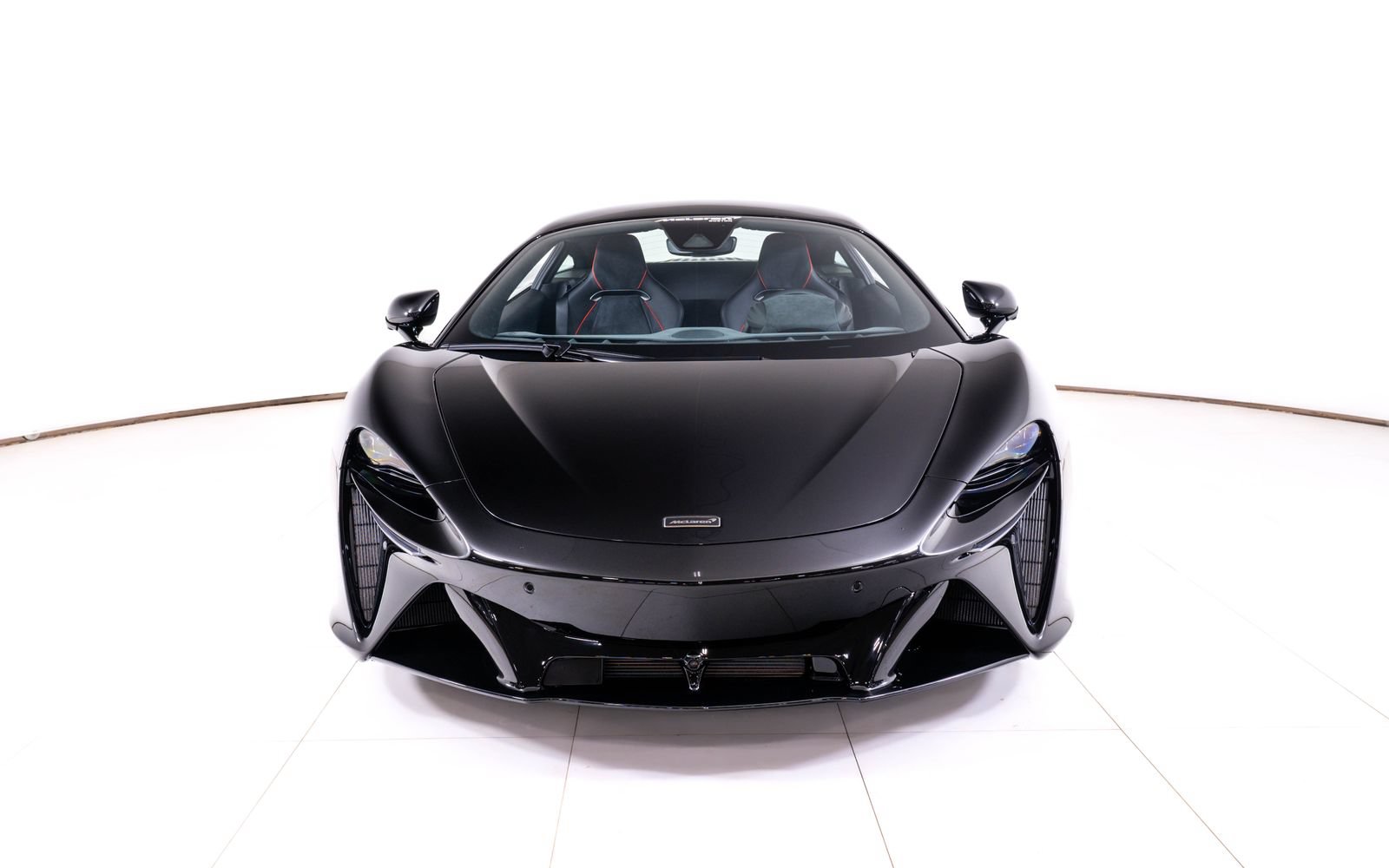 New 2026 McLaren Artura RWD image 8