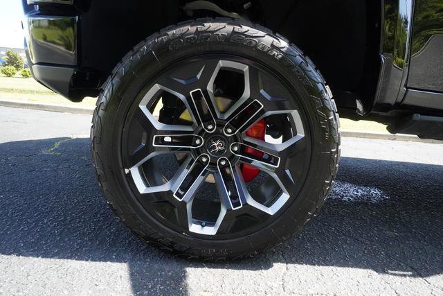 Used 2023 GMC Sierra 1500 AT4 w/ AT4 Premium Package image 39