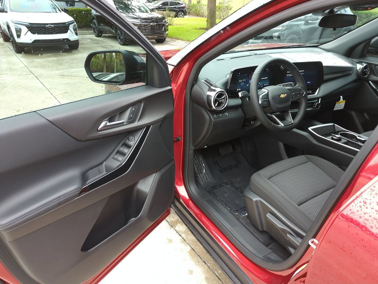 New 2027 Chevrolet Equinox LT FWD image 6