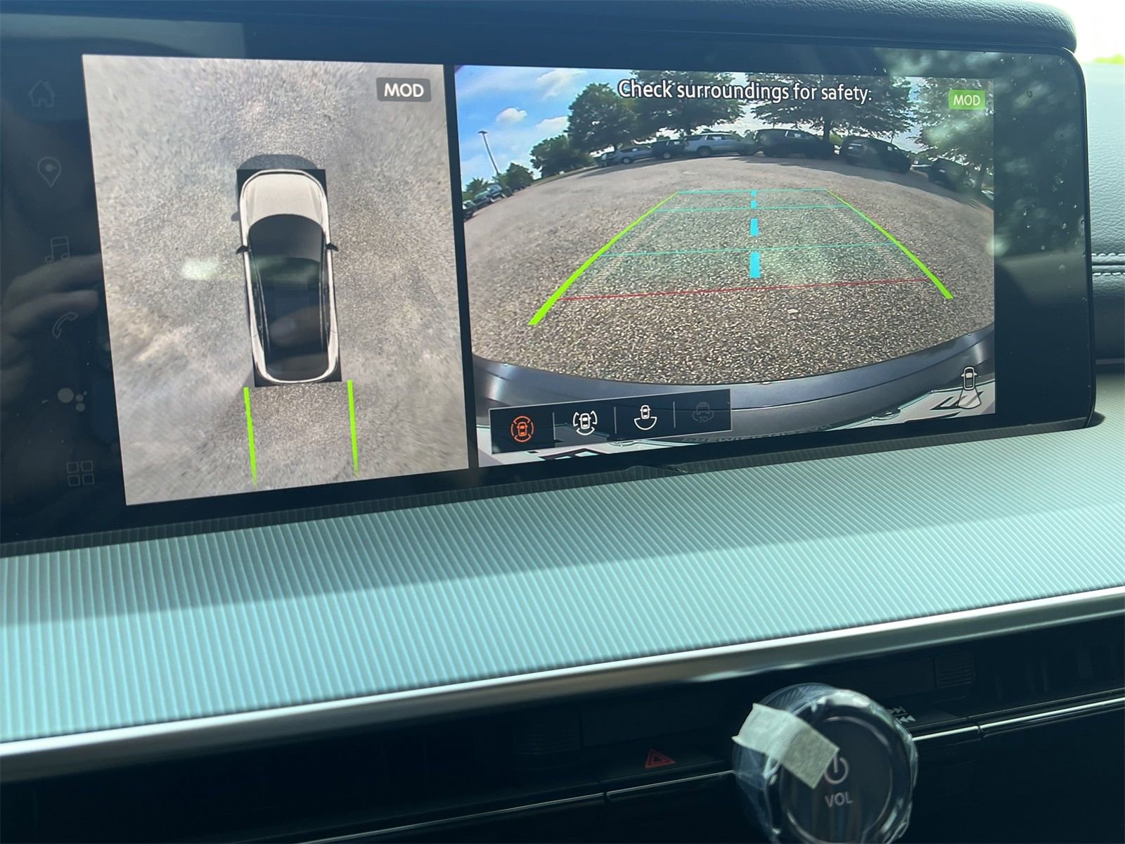 New 2025 Nissan Murano SL image 3