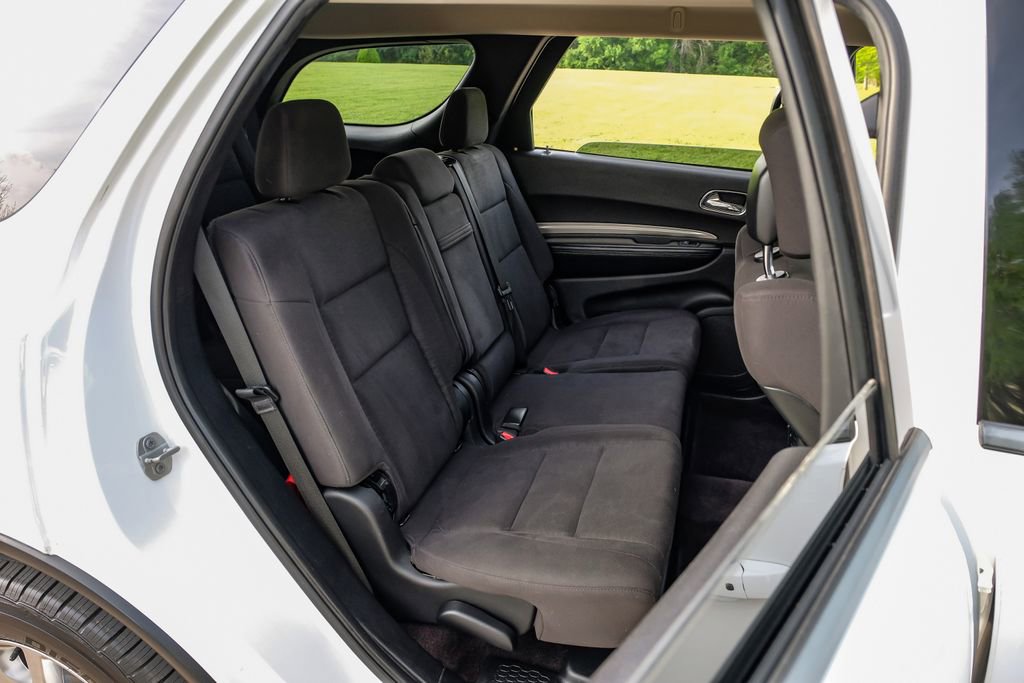 Used 2018 Dodge Durango SXT w/ 3rd Row Seating Group RWD image 40