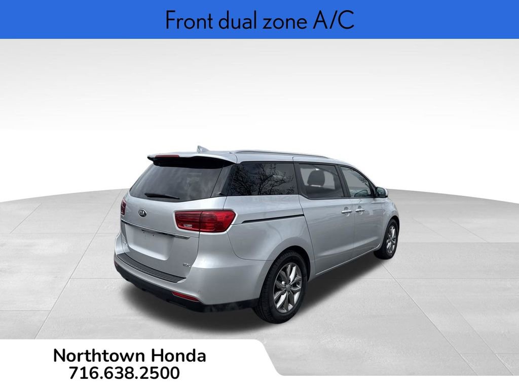 Used 2019 Kia Sedona EX FWD image 5