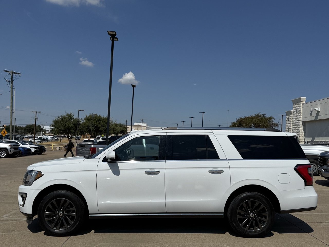 Used 2020 Ford Expedition Max Limited RWD image 3