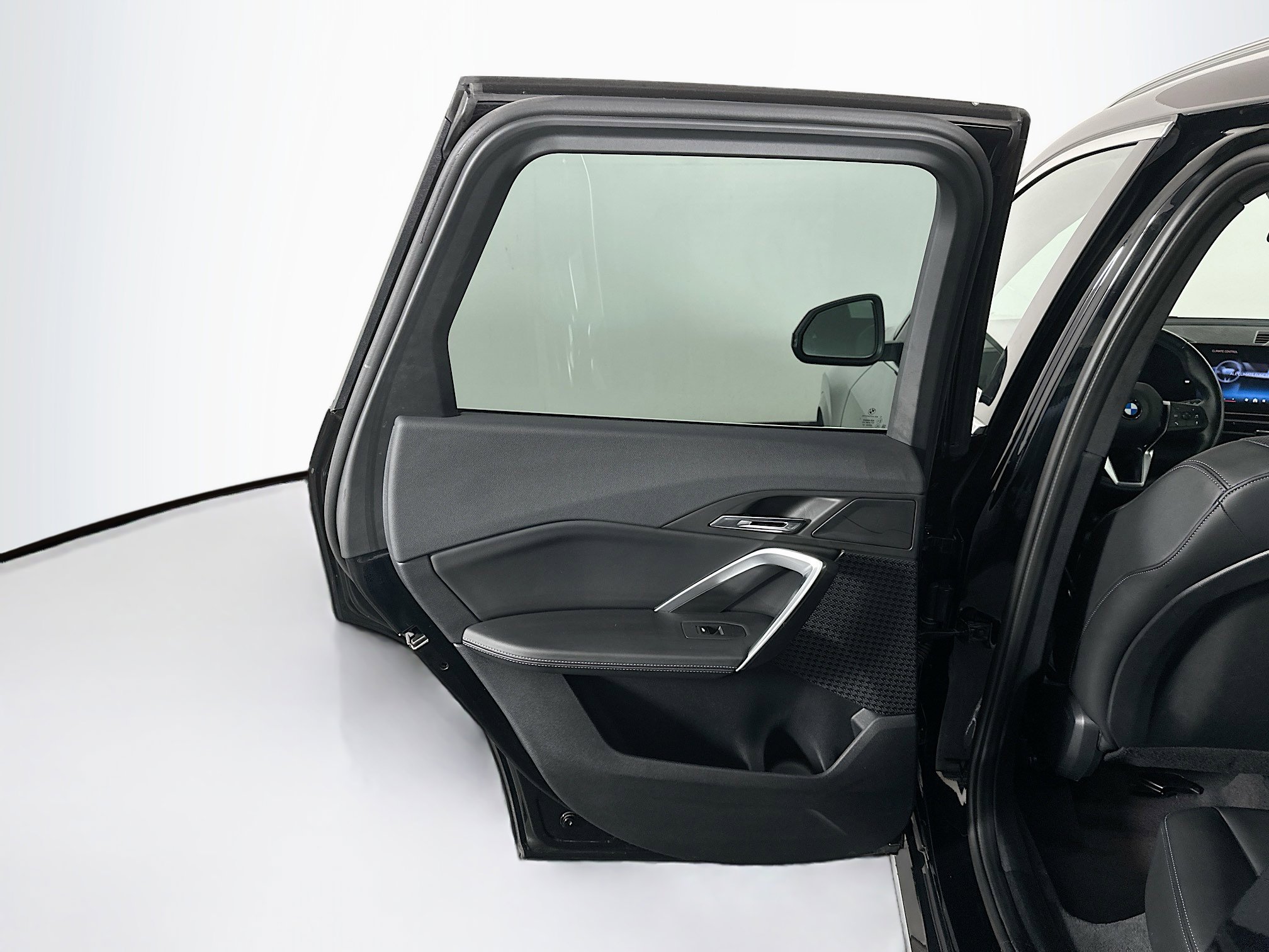 Used 2025 BMW X1 xDrive28i image 26