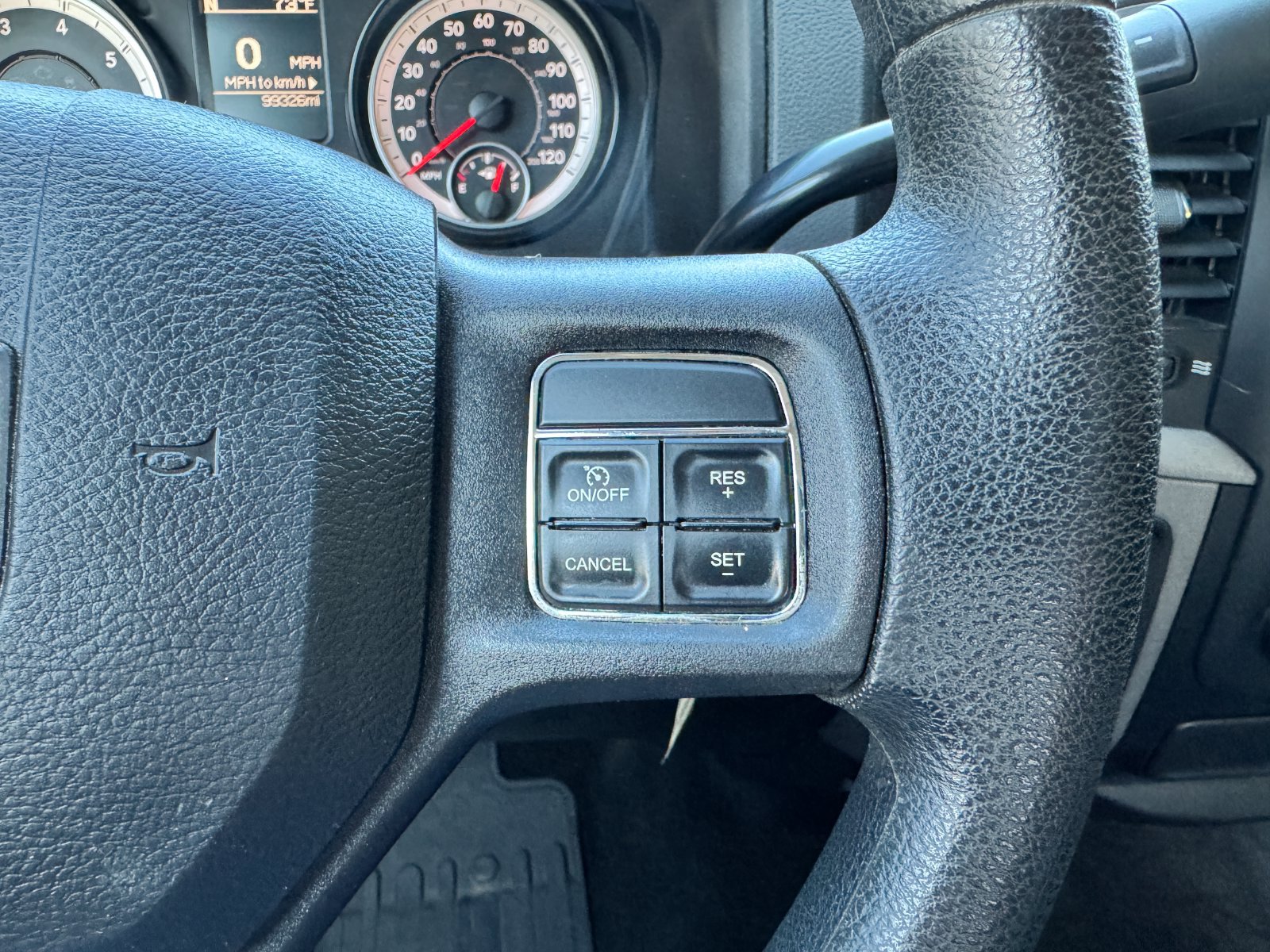 Used 2015 RAM 1500 Express AWD/4WD image 19