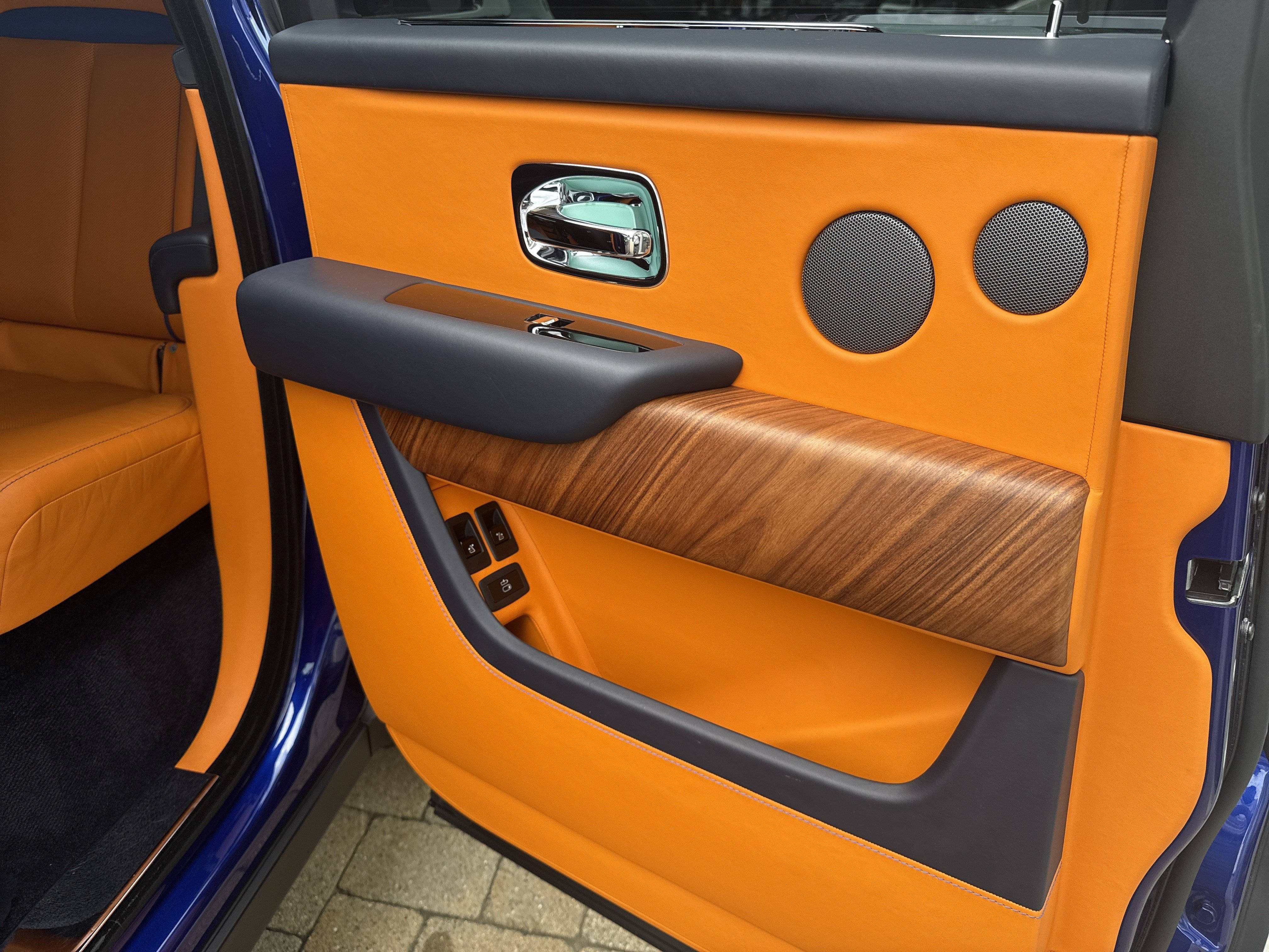 Certified 2021 Rolls-Royce Cullinan AWD/4WD image 38