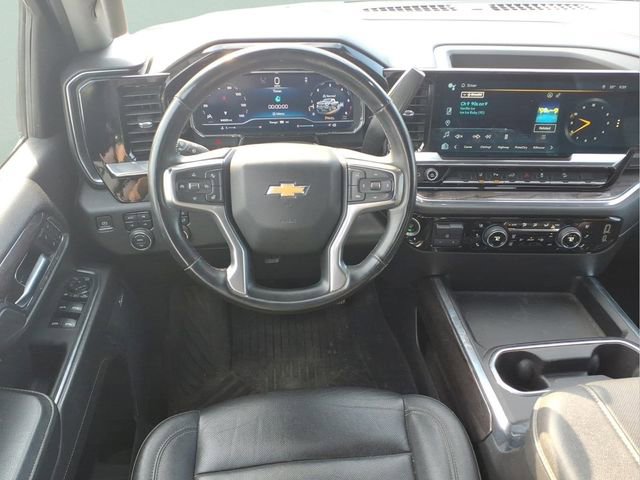 Used 2024 Chevrolet Silverado 2500 LTZ w/ LTZ Plus Package image 4