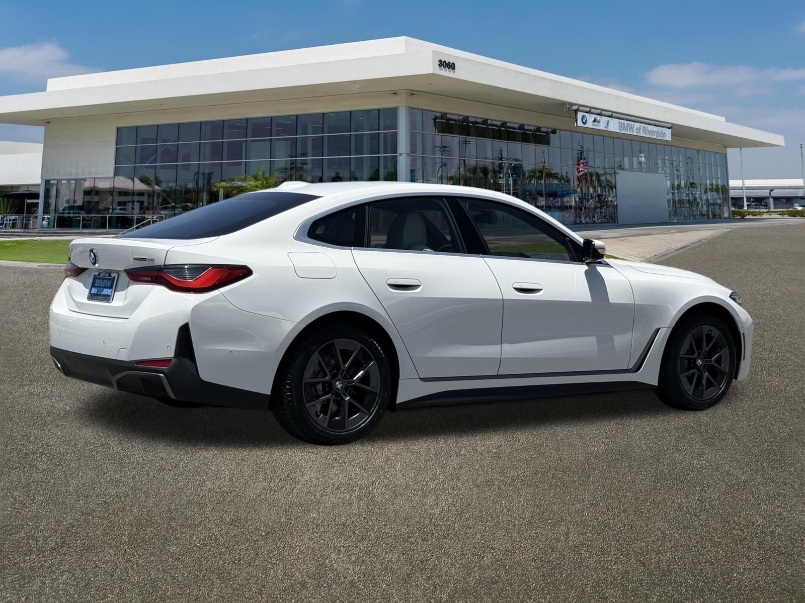 New 2026 BMW i4 eDrive40 w/ Premium Package RWD image 11