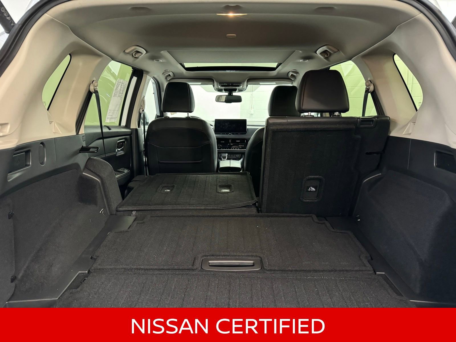 Used 2024 Nissan Rogue Platinum w/ Platinum Premium Package image 37