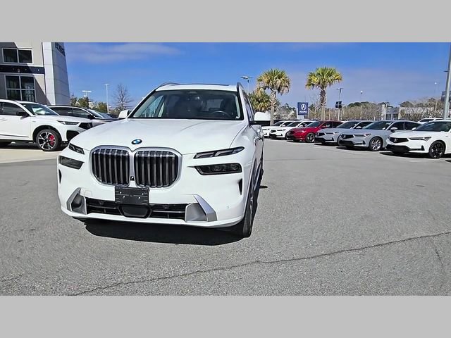 Used 2024 BMW X7 xDrive40i image 36