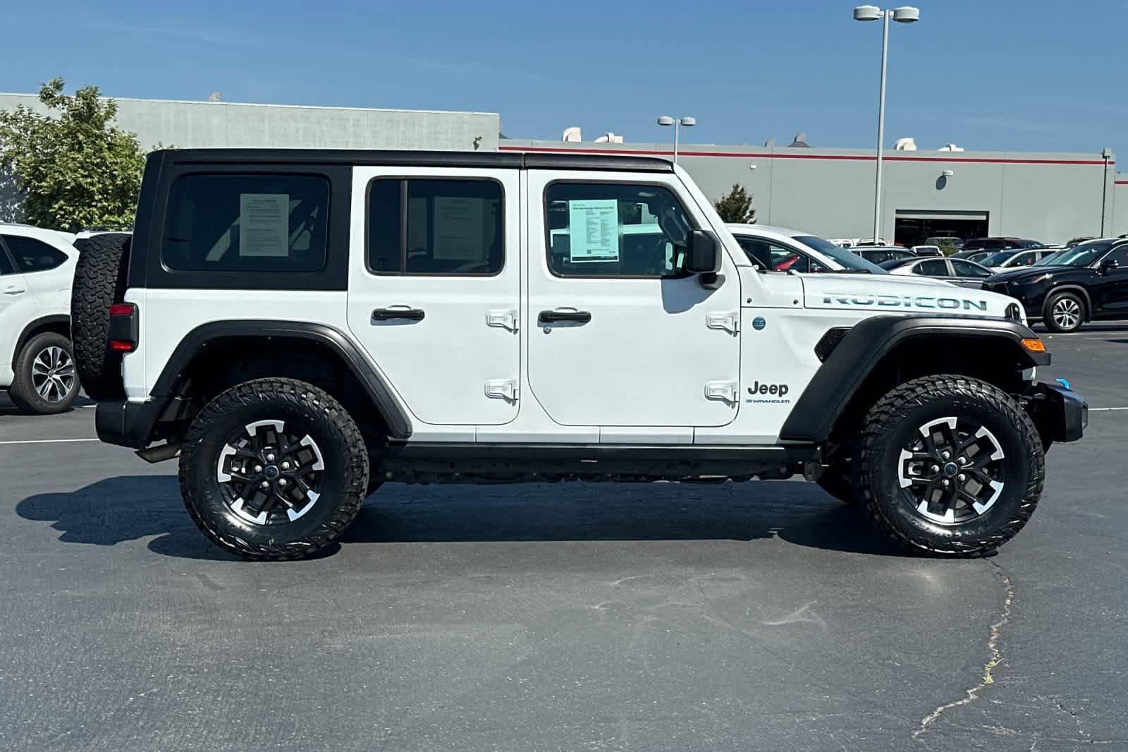 Used 2024 Jeep Wrangler Unlimited Rubicon 4xe AWD/4WD image 6
