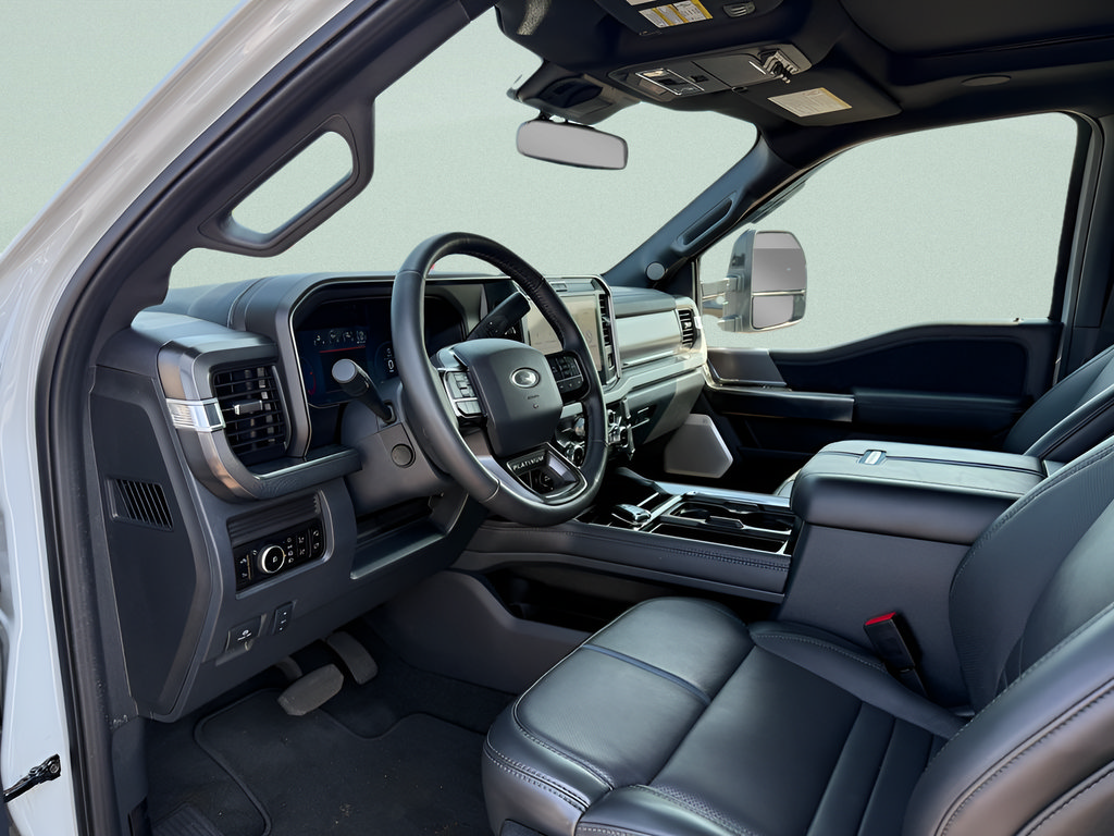 Certified 2026 Ford F350 Platinum AWD/4WD image 4